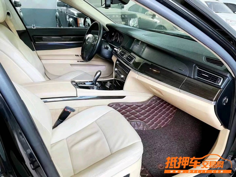 潍坊11年宝马7系4