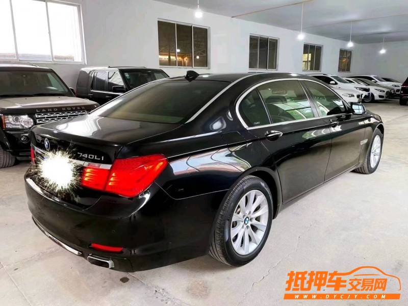 潍坊11年宝马7系2