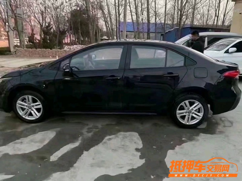 潍坊20年丰田雷凌3