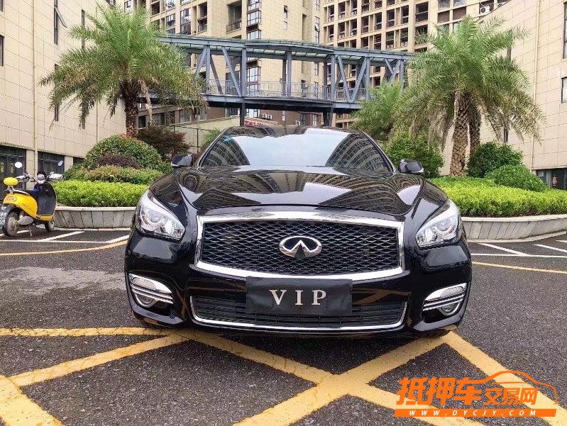 九江18年英菲尼迪Q709