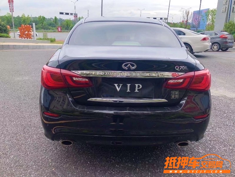 九江18年英菲尼迪Q703
