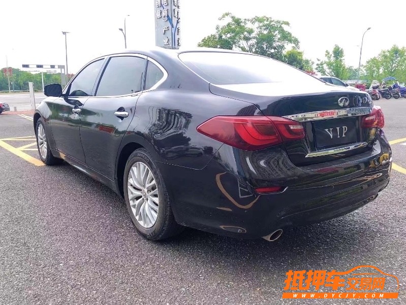 九江18年英菲尼迪Q701