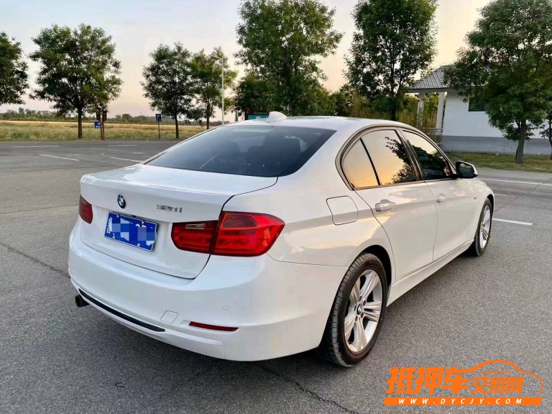 潍坊15年宝马3系9