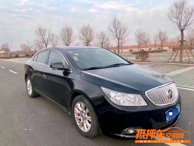 潍坊13年别克君越3