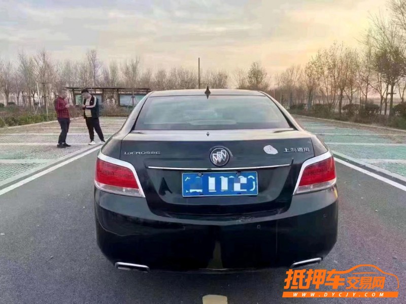 潍坊13年别克君越7