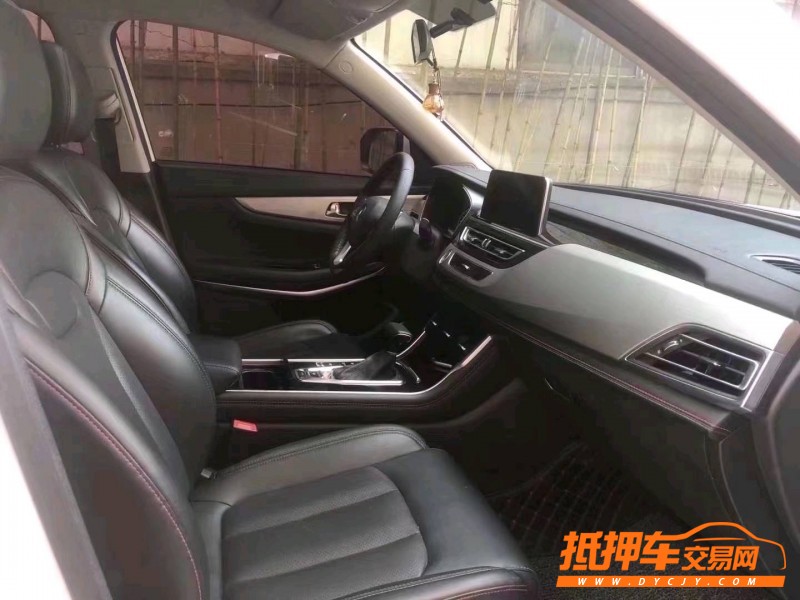 濰坊19年長安汽車CS753