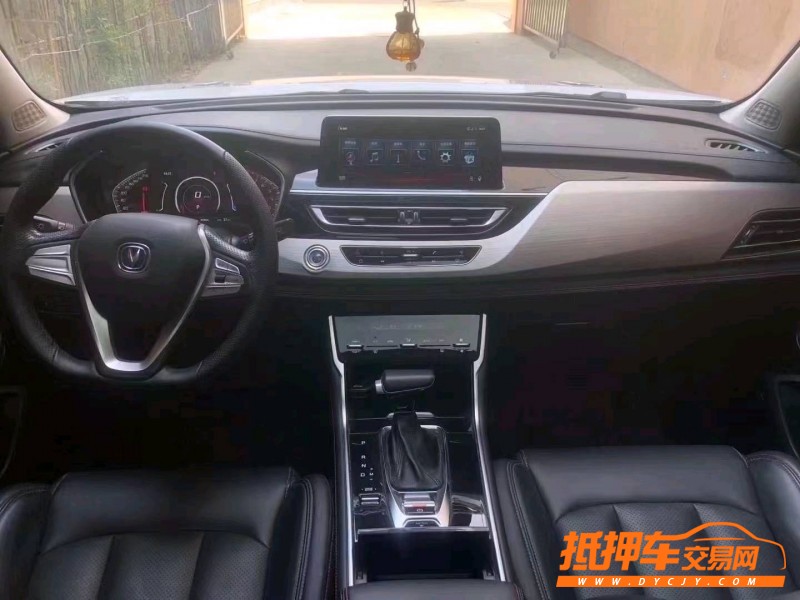 濰坊19年長安汽車CS754