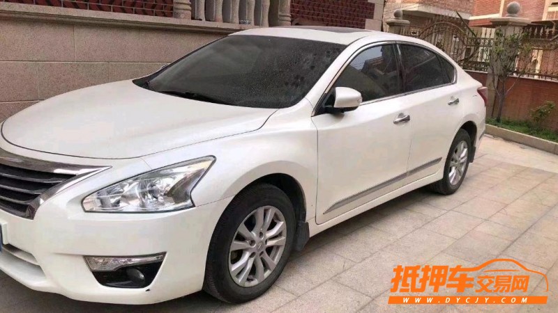 欽州16年日產天籟8