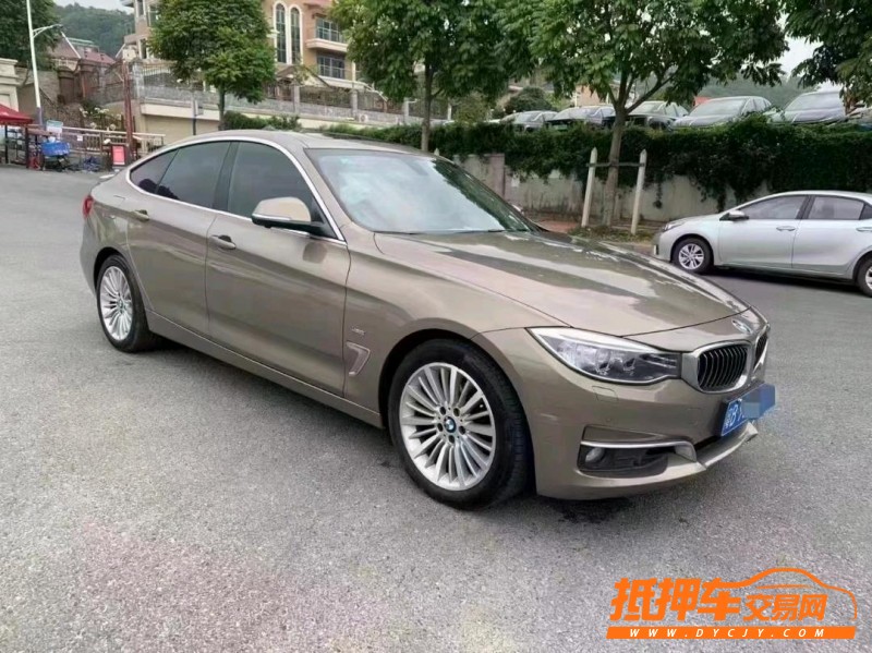 深圳16年寶馬3系8