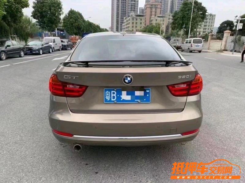 深圳16年寶馬3系2