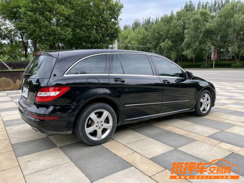 沈阳14年奔驰R9