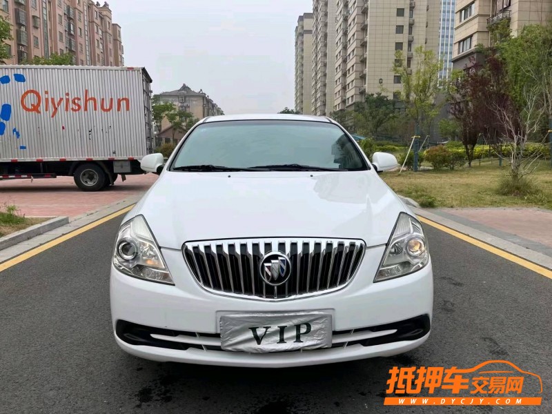 徐州16年别克凯越1