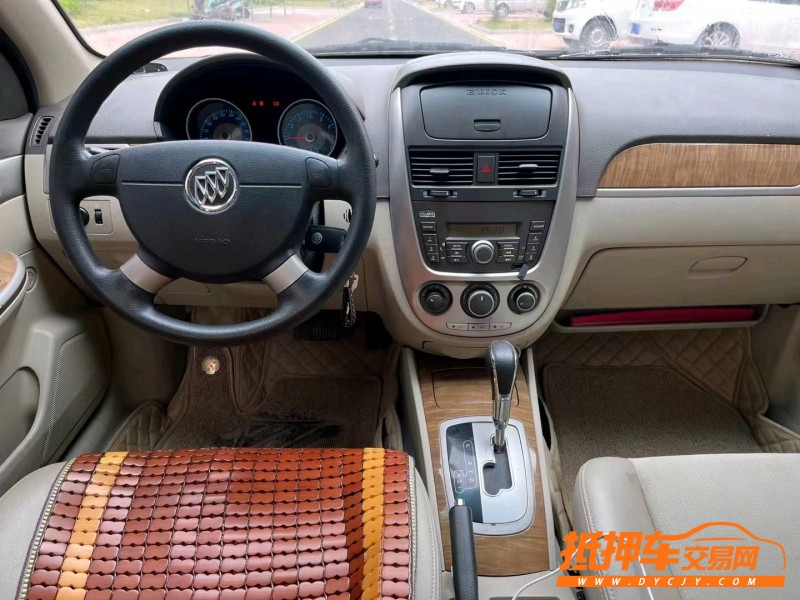 徐州16年别克凯越4