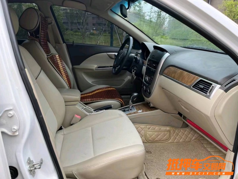 徐州16年别克凯越5