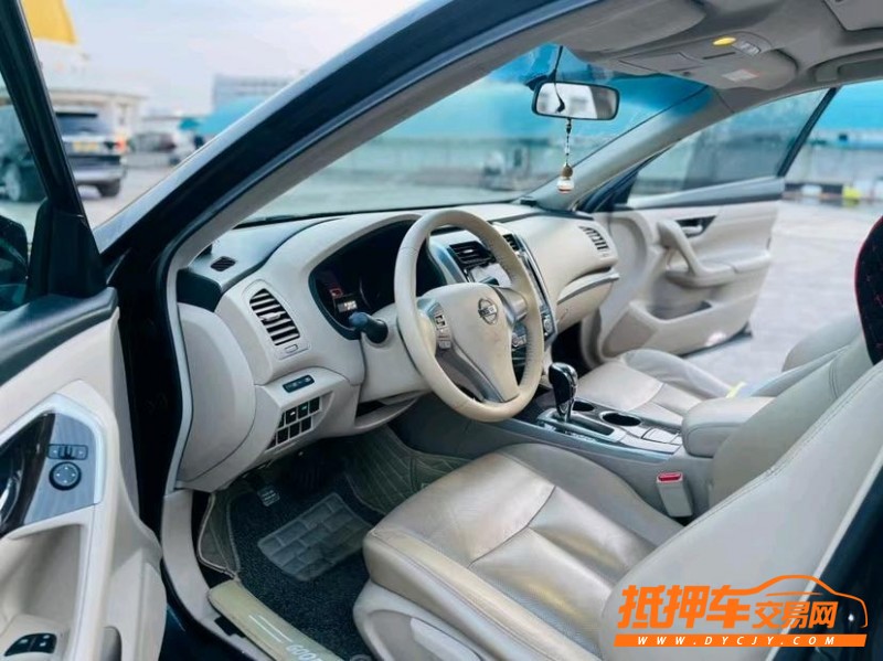 東莞16年日產天籟4