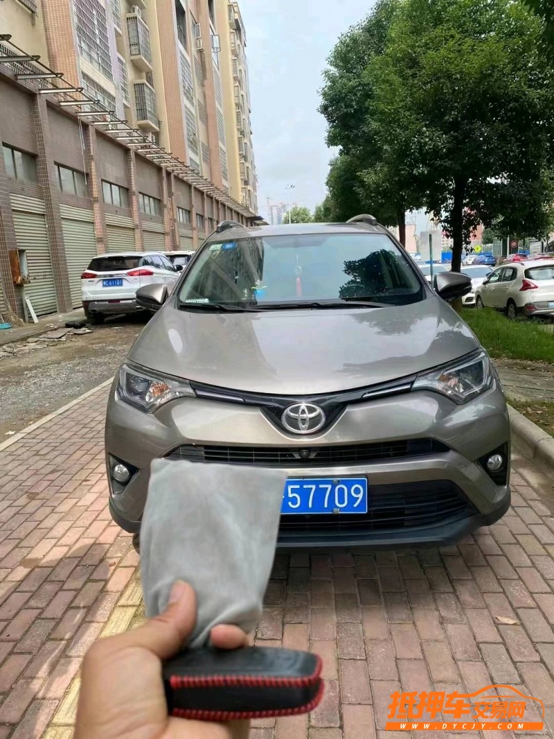 岳陽18年豐田RAV4榮放1