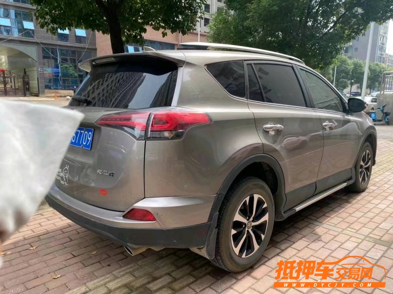 岳陽18年豐田RAV4榮放2