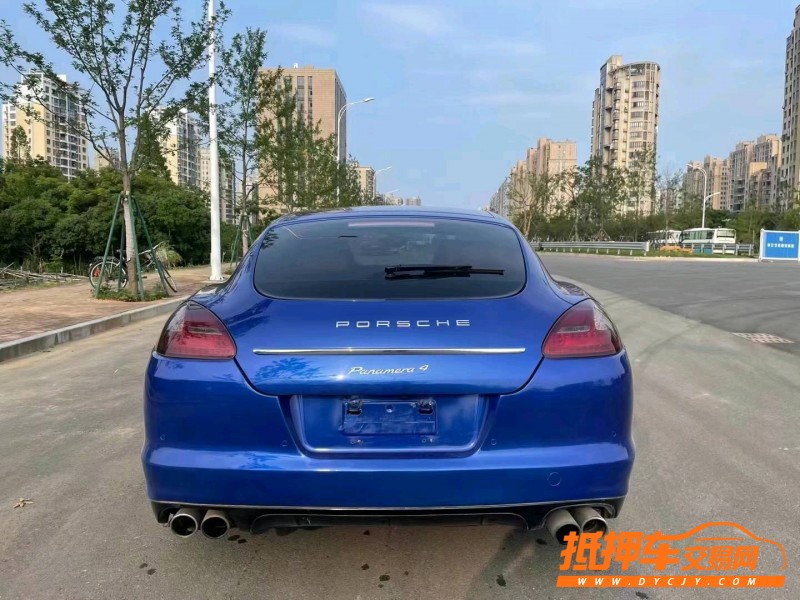 金華12年保時捷帕拉梅拉2