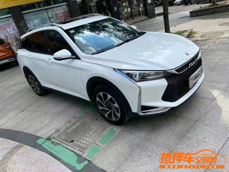 武漢21年東風奕炫7