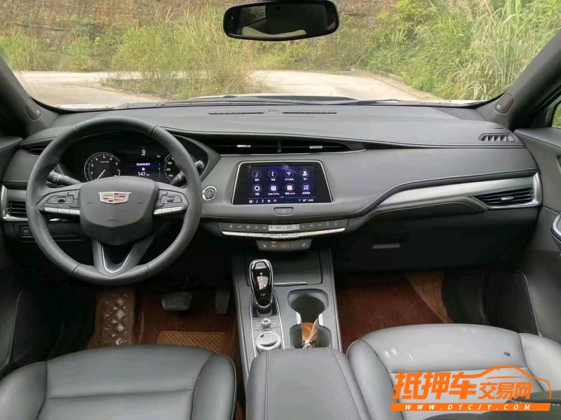 桂林20年凱迪拉克XT43