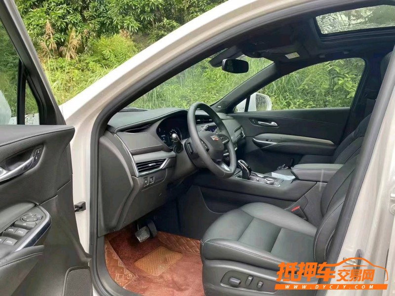 桂林20年凱迪拉克XT45