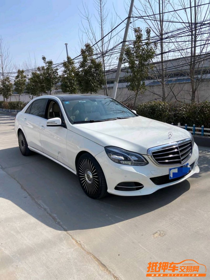 北京16年奔驰E2