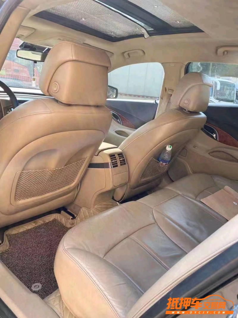 北京12年别克君越7