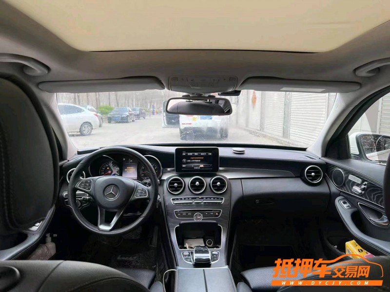 北京17年奔驰C4