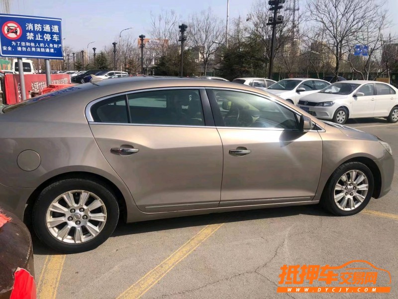 北京10年别克君越1