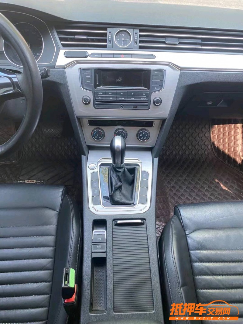 潍坊17年大众迈腾2