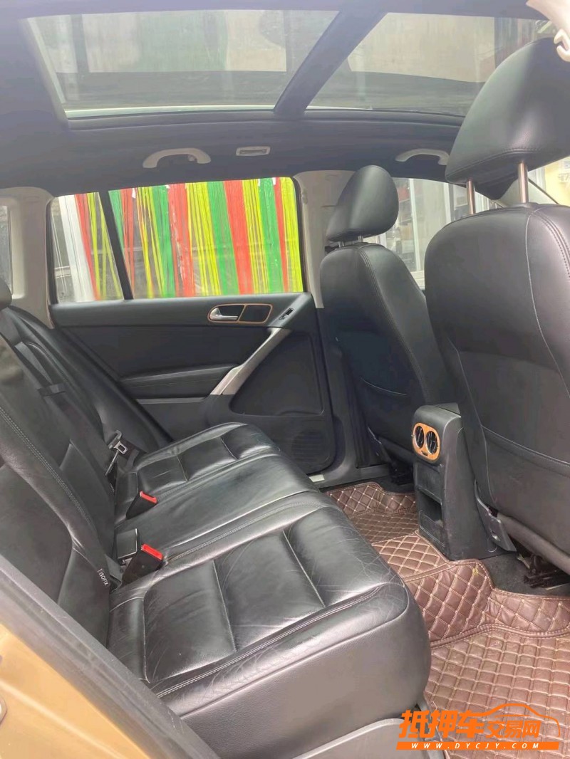 潍坊12年大众途观3