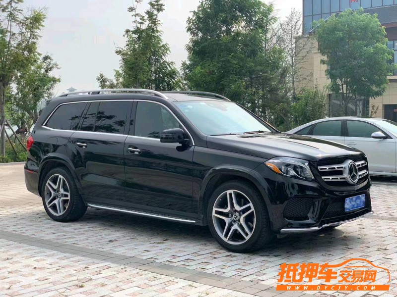 北京19年奔驰GLS2