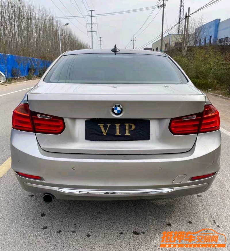 潍坊17年宝马3系9