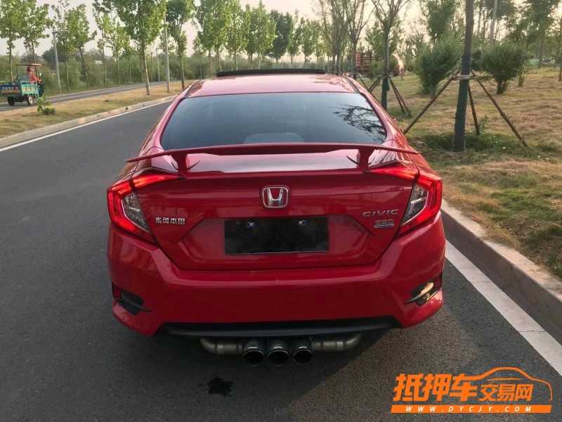 青岛18年本田思域4