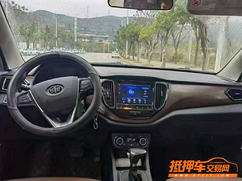 銅仁19年一汽森雅R74