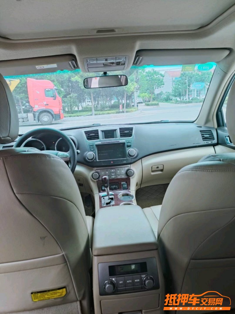 徐州12年丰田汉兰达5