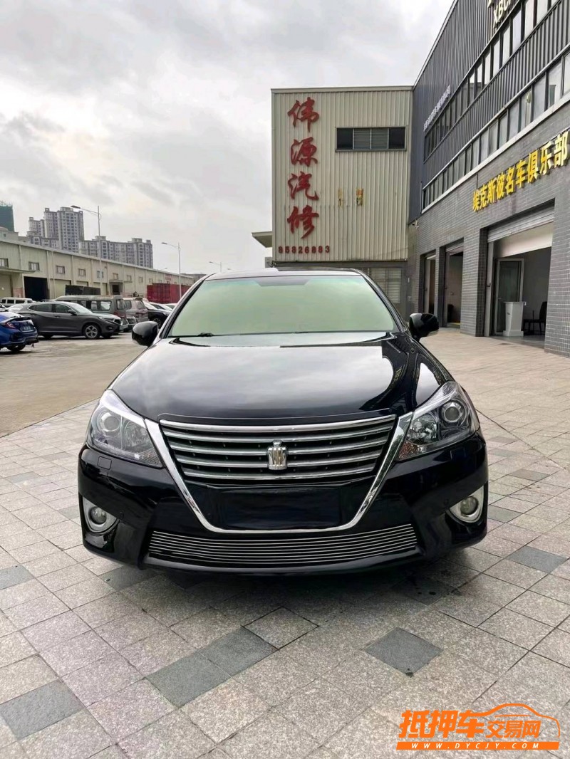 廣州13年豐田皇冠1