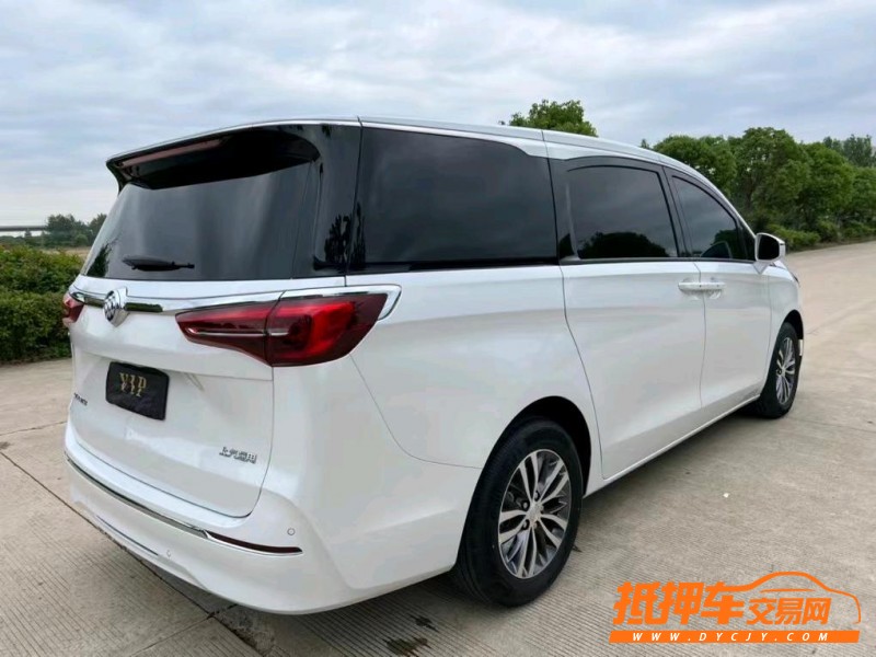 盐城21年别克GL84