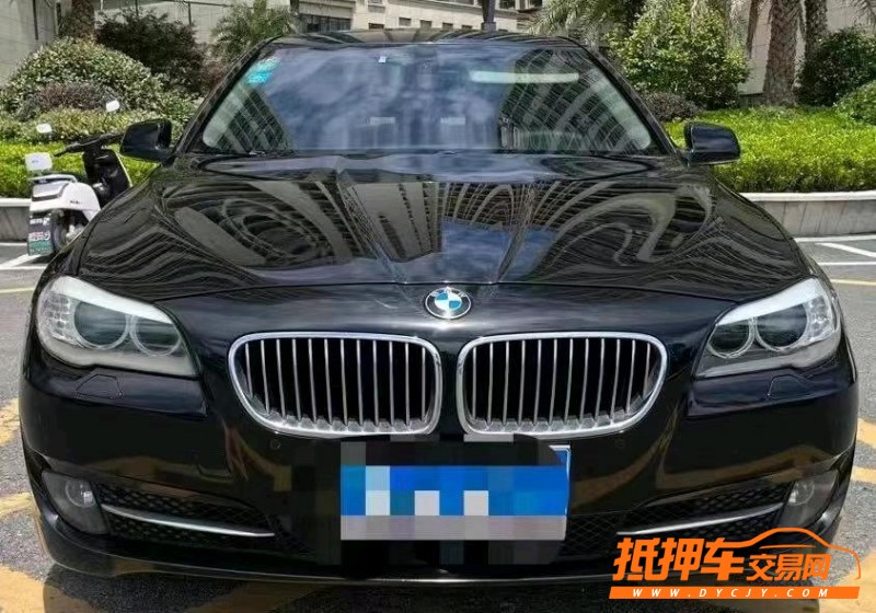 金華12年寶馬5系3