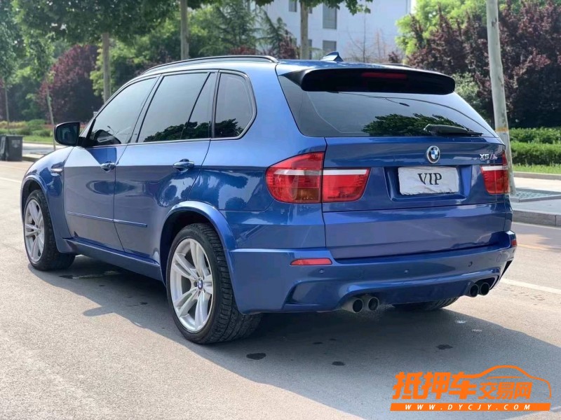 潍坊11年宝马X5 M8