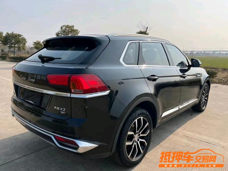 盐城17年众泰大迈X75