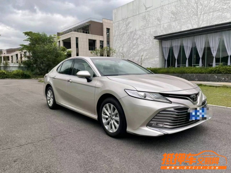 东莞21年丰田凯美瑞2