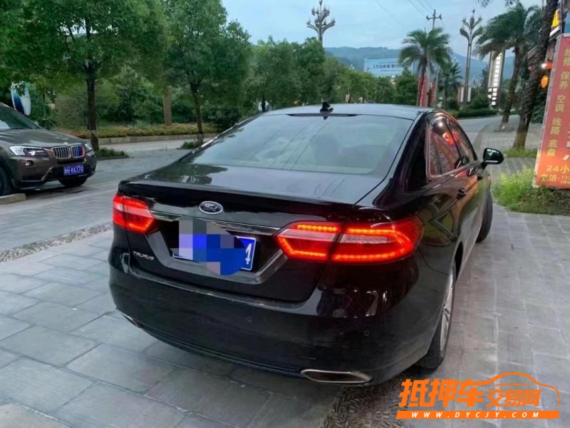 黔西南18年福特金牛座3