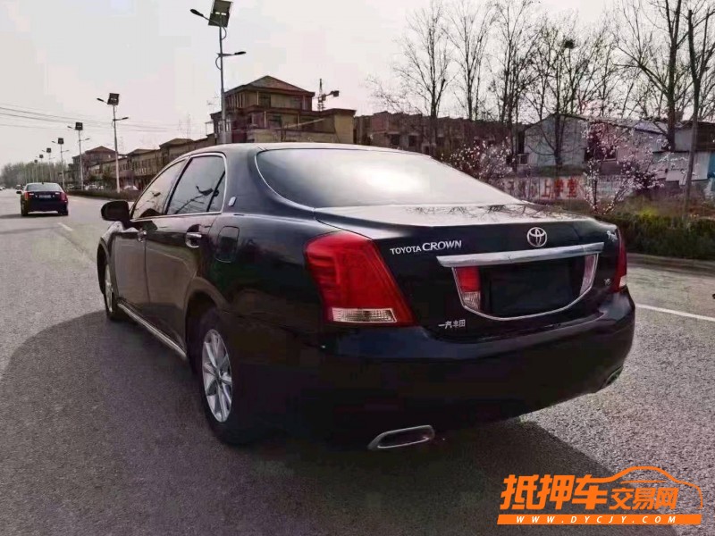 北京11年丰田皇冠6