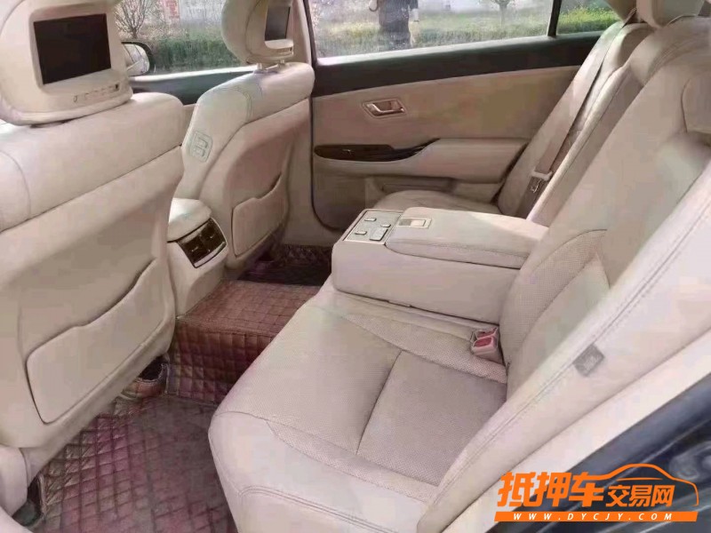 北京11年丰田皇冠9