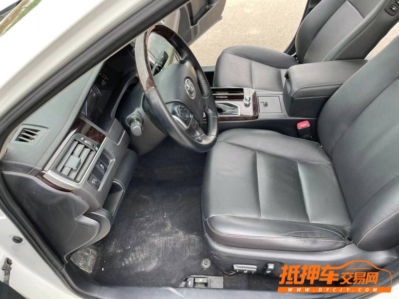 徐州17年丰田凯美瑞5