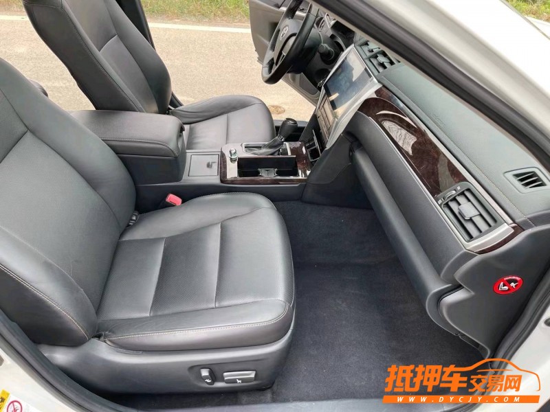 徐州17年丰田凯美瑞8