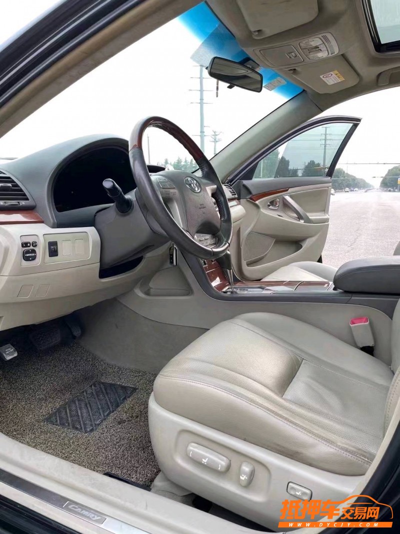 北京15年丰田凯美瑞7