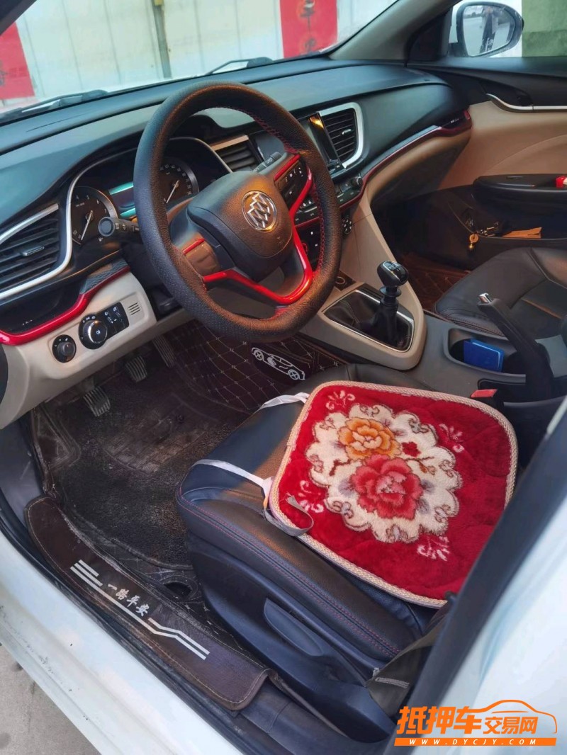 济宁15年别克英朗3