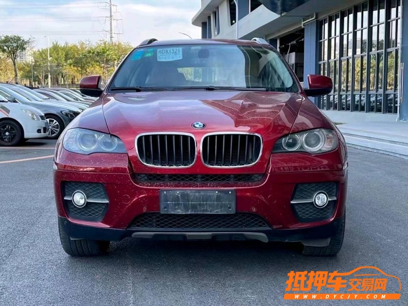 青岛10年宝马X69